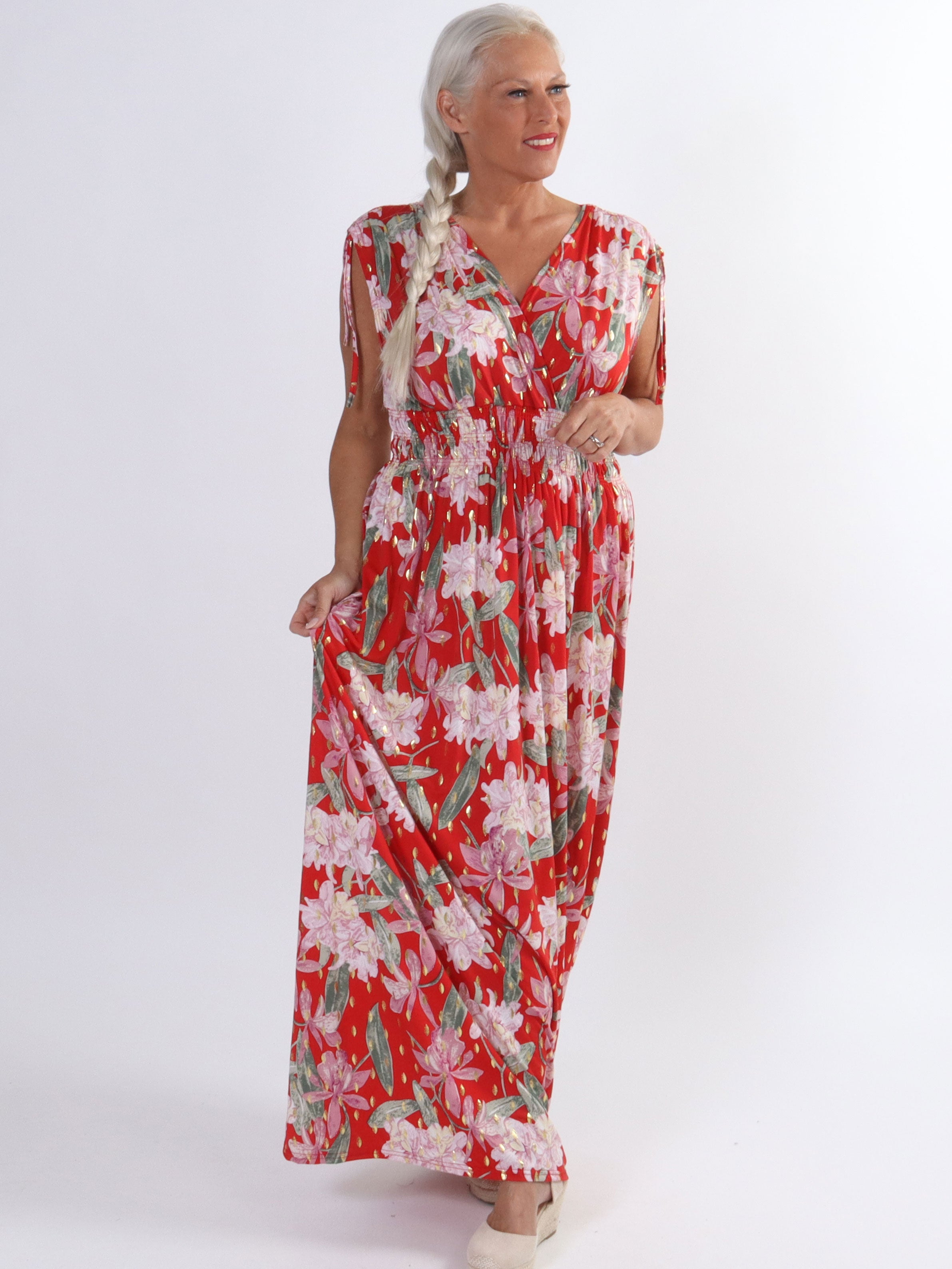 Pams Flower Sleeveless - Lang blomstret plus size kjole i krølfrit stof